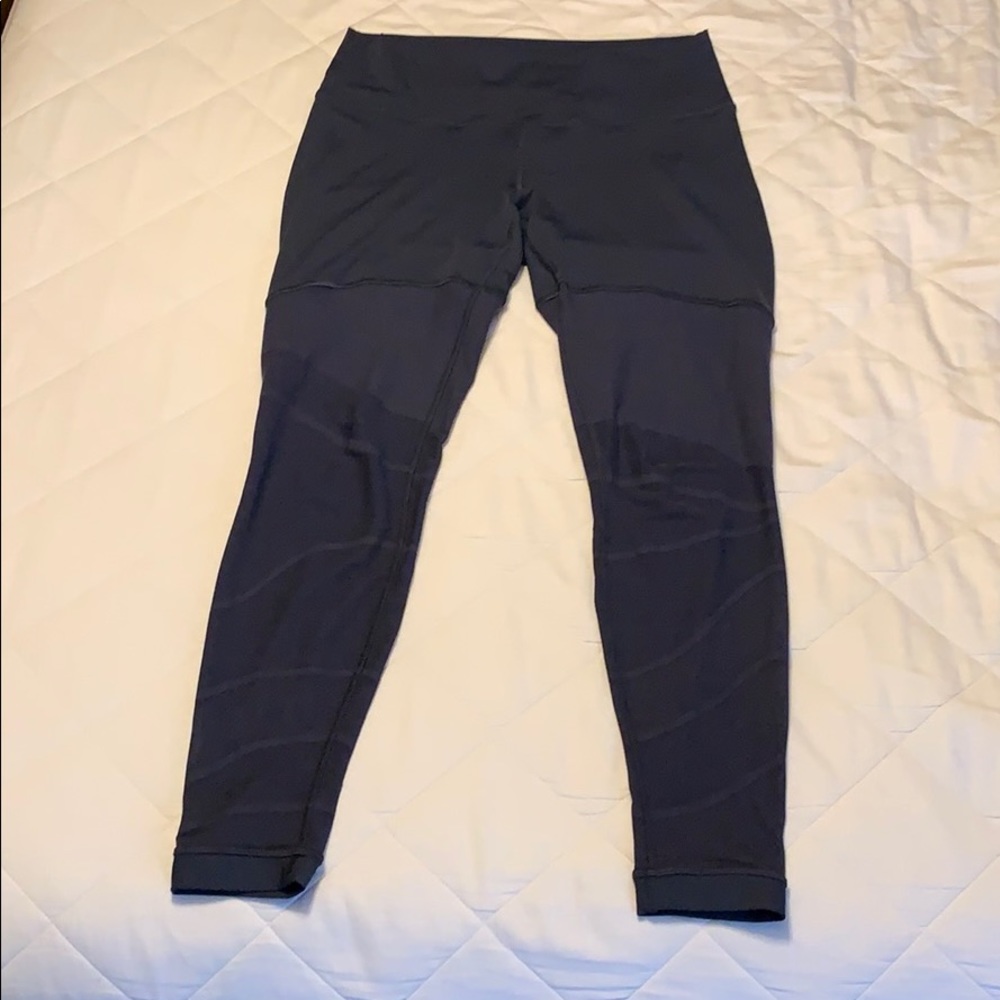 Lululemon Sheer Will High-Rise Tight 28" 
Pulse
